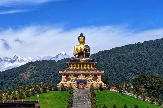 You are currently viewing Explore the Hidden Gem of the Himalayas – Sikkim Tour with Surya Tour & Travel